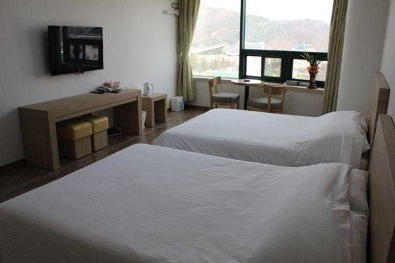 Elena Business Hotel Yeosu Exterior photo